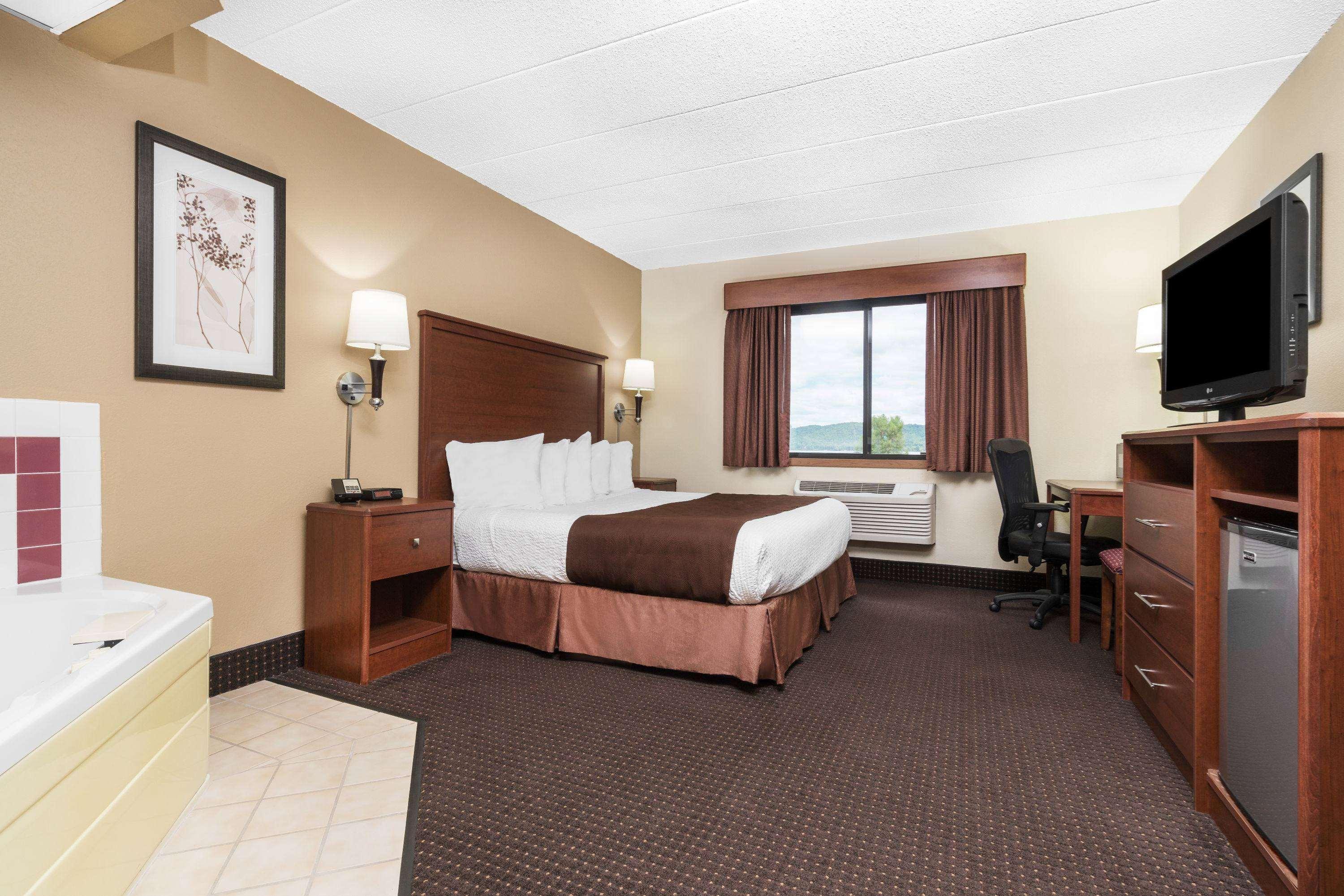 Americinn By Wyndham Lake City Exteriér fotografie